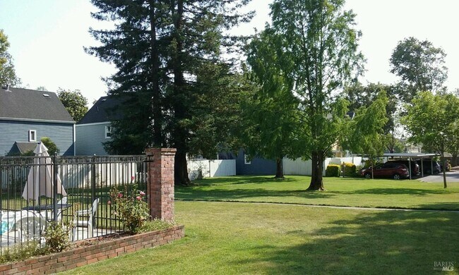 Building Photo - 8357 Windmill Farms Dr