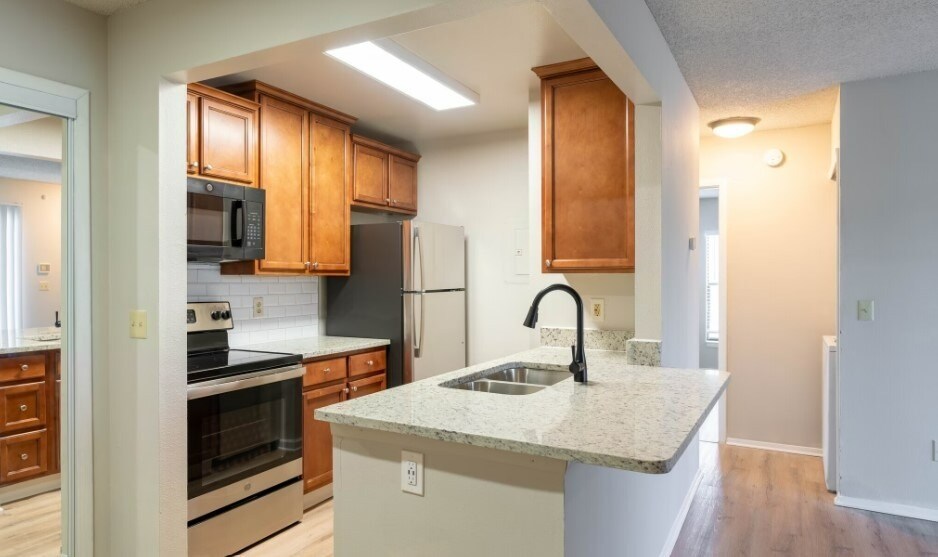 Belle Rive Club Apartments Apartments in Jacksonville, FL