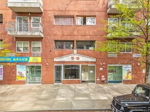 Building Photo - 71-33 162nd St