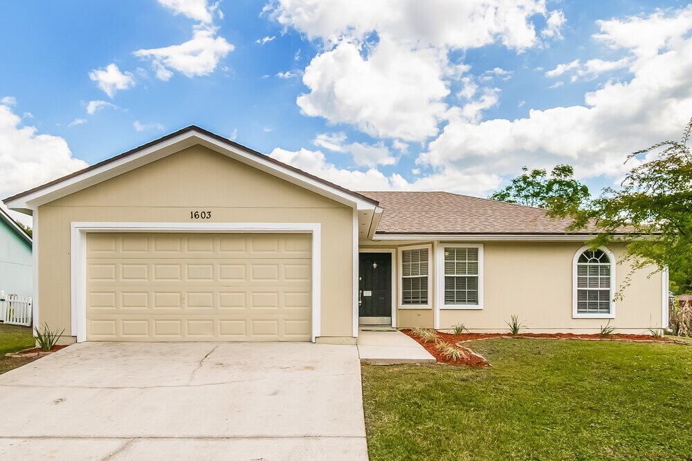 Foto principal - 1603 Twin Oak Ln