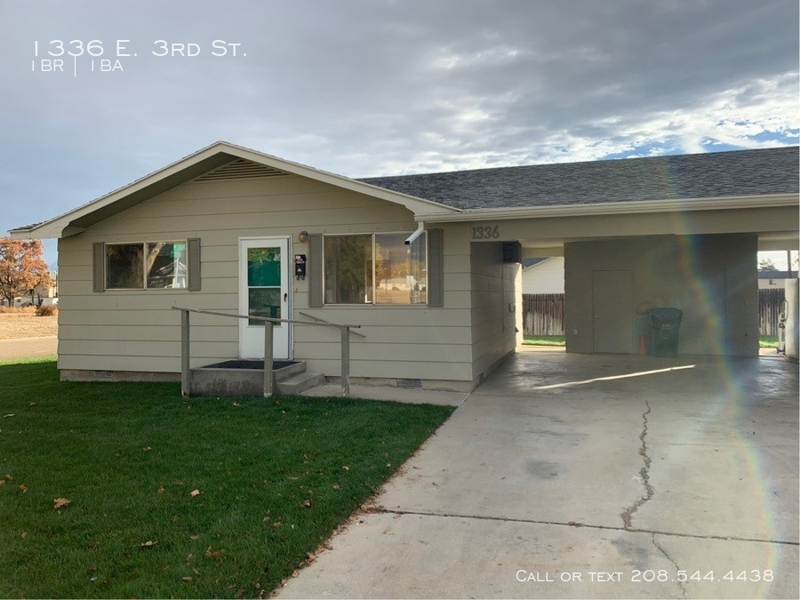 Foto principal - Meridian Duplex, 1336 E 3rd St