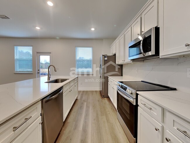 Building Photo - 168 Portside Pk Dr