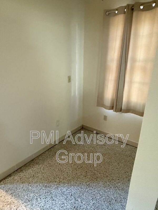 Foto del edificio - 316 SE 34th St