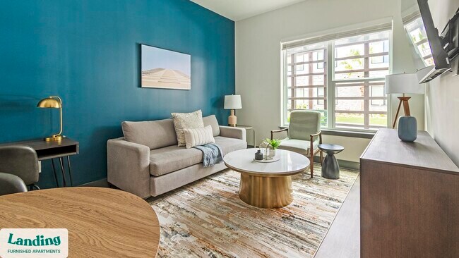 Building Photo - 944 Broadcast Pl