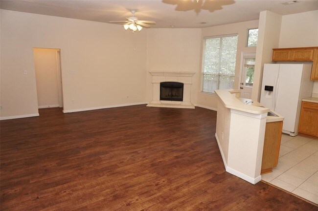 Building Photo - 256 Indian Falls S