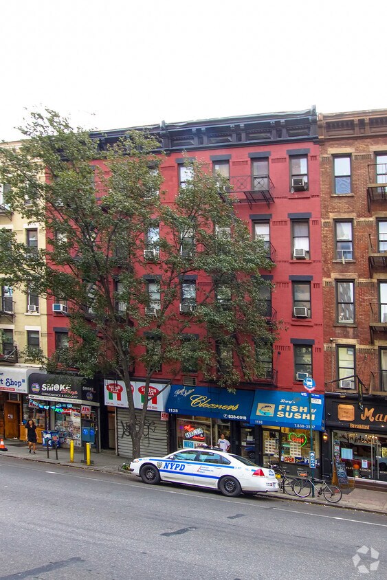 Building Photo - 1140 1st Ave