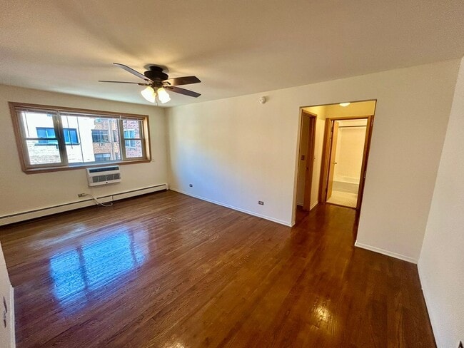 Interior Photo - Deming Place