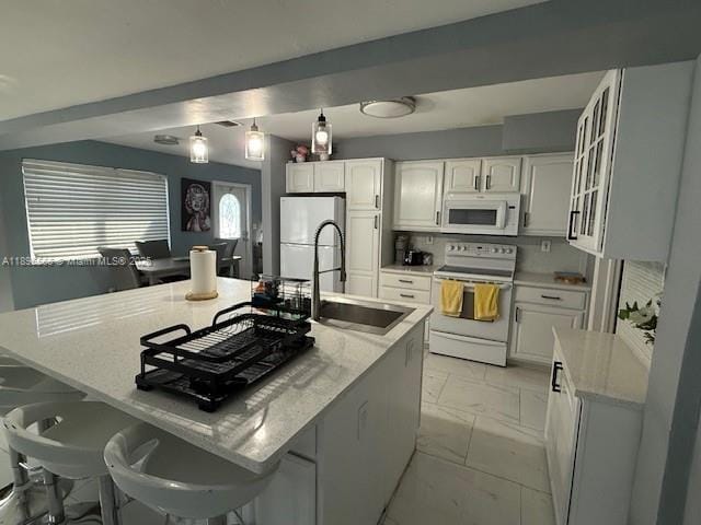 Foto del edificio - 1553 W River Dr