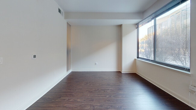 Interior Photo - Eleven55 Ripley