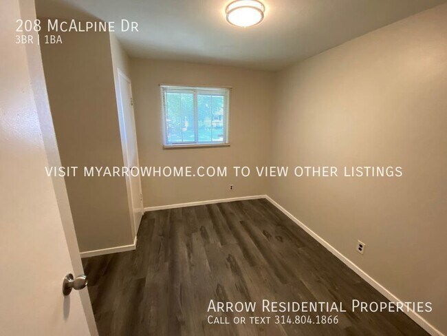 Building Photo - 208 McAlpine | 3 Bed 1 Bath with Carport