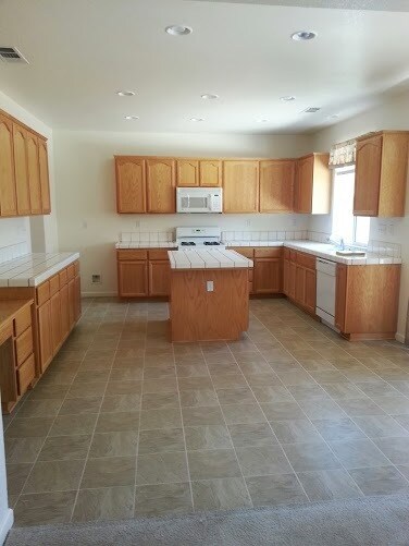 Building Photo - 635 Stone Creek Ln