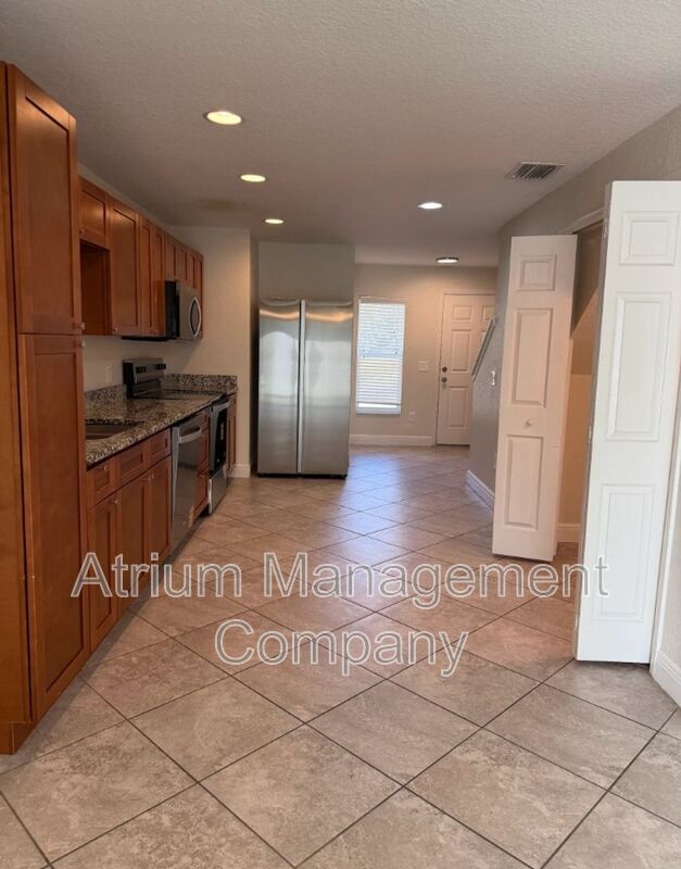 Building Photo - 5150 SE 103rd Ln