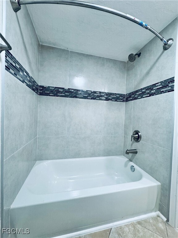 Foto del edificio - 5205 Cedarbend Dr