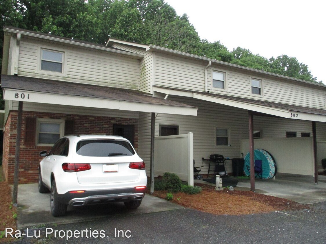 801 Timberline Dr SE, WinstonSalem, NC 27101 House Rental in Winston