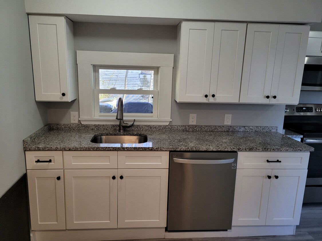 Foto principal - 97 Pleasant St