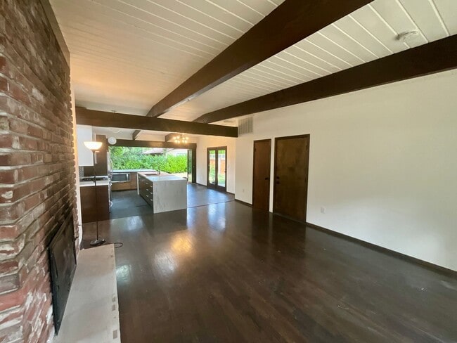 Building Photo - Beautiful 3 Bedroom Home in Renton!
