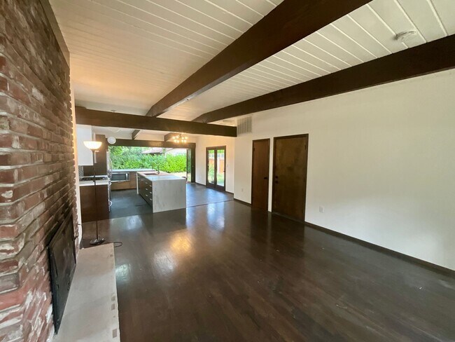 Foto del edificio - Beautiful 3 Bedroom Home in Renton!