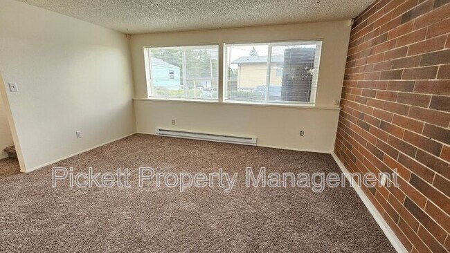 Foto del edificio - 1621 Trenton Ave