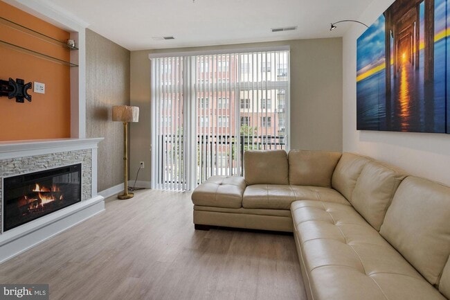 Photo - 145 Riverhaven Dr Apartment