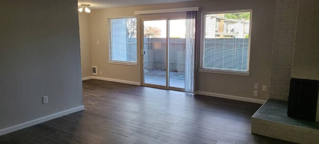 Foto del edificio - 23612 100th Ave SE