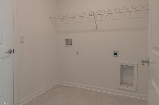 Foto del edificio - 4 br, 2 bath House - 416 Adams Ale Place