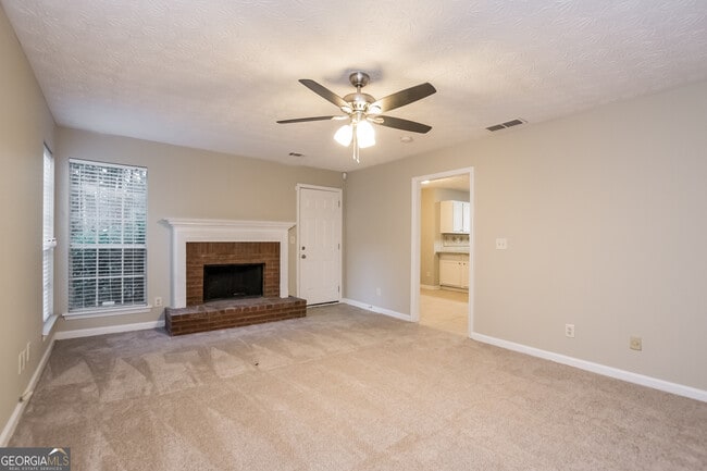 Building Photo - 430 Standing Rock Dr