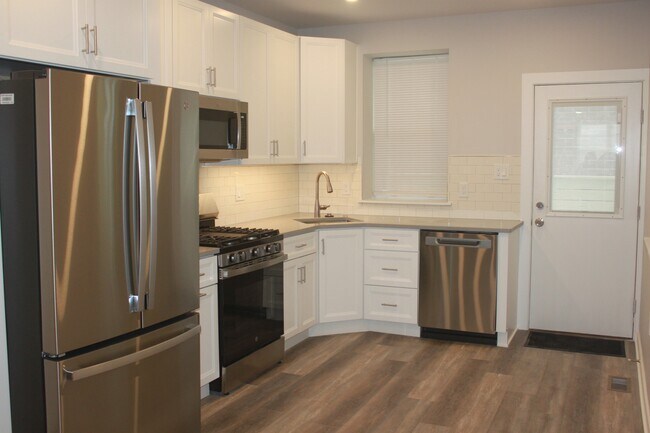 Foto del edificio - 827 W Porter St