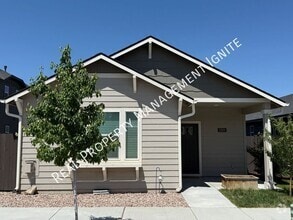 Building Photo - 2569 NW Spruce Pl
