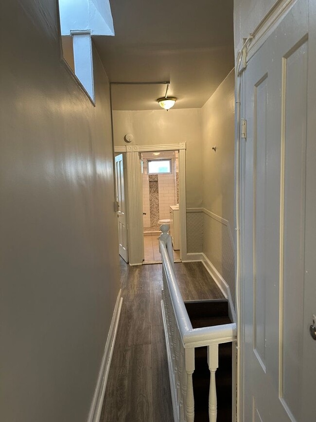 Building Photo - Spacious East Baltimore Home for Rent! Cen...