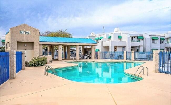 Building Photo - 7953 E Colette Cir