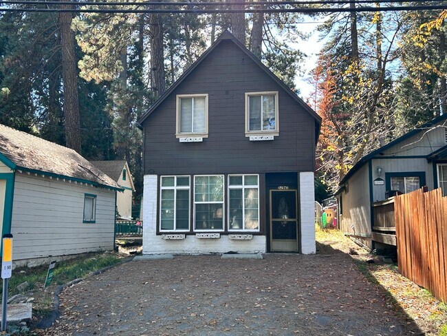 Foto del edificio - 22947 Waters Dr