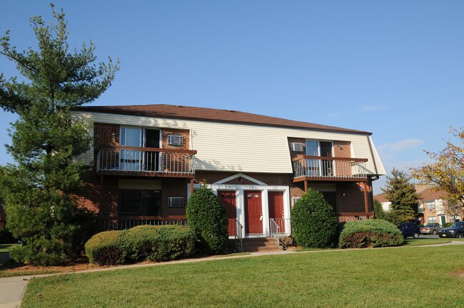 Foto del edificio - North Brunswick Manor