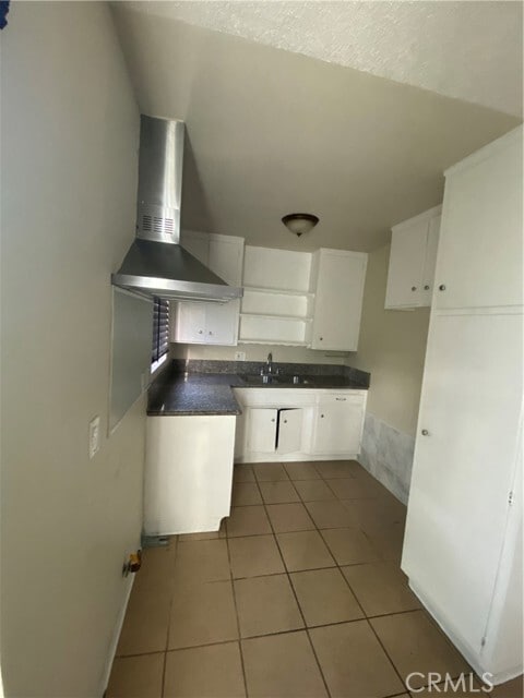 Building Photo - 3505 Michigan Ave