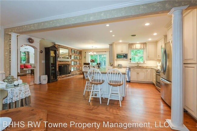 Building Photo - 4 br, 3 bath House - 3012 Watergate Lane