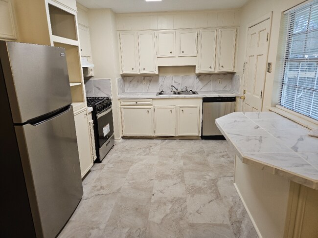 Foto del edificio - 2835 Glenderry St