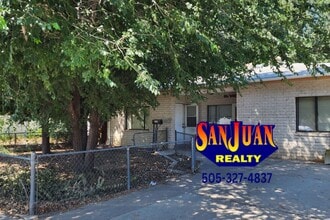 Building Photo - 205 El Paso Dr