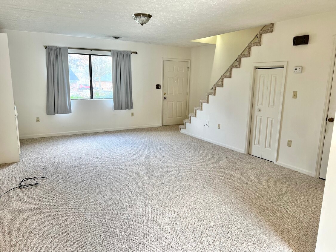 404 Eastley Ct, Kingsport, TN 37660 Townhome Rentals in Kingsport TN