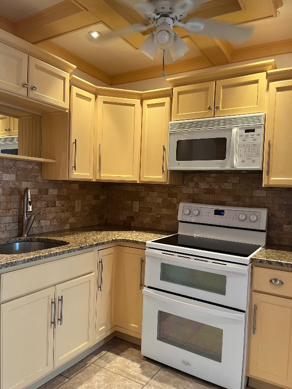 Foto del edificio - 2163 Jeffcott St