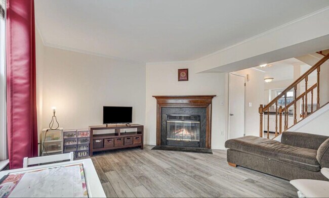 Building Photo - 15304 Gunsmith Terrace