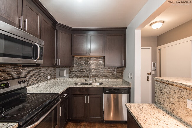 Foto del edificio - 5757 N Sheridan Rd