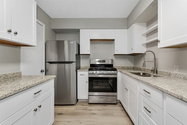 Foto del edificio - 4916 Worth St