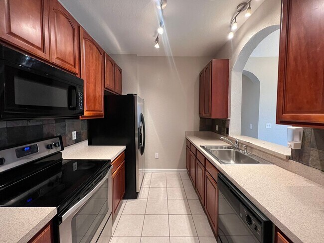 Building Photo - Great Apartment for rent!