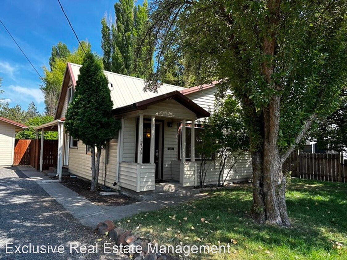 Primary Photo - 2 br, 1 bath House - 2179 Ogden Street