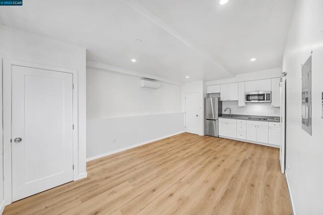 Building Photo - 3745 24th St