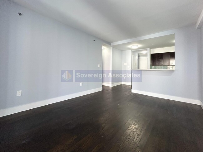 Foto del edificio - 703 W 171st St