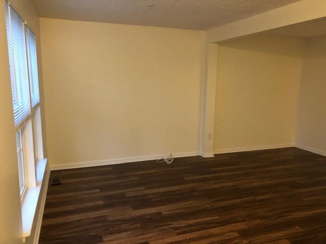 Building Photo - 445 Foreland Garth