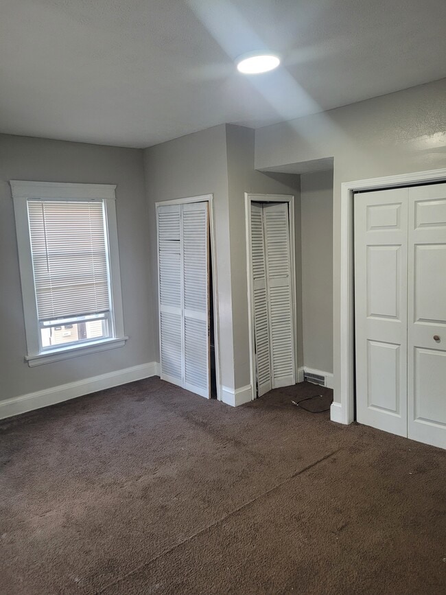 Bedroom - 9703 Denison Ave