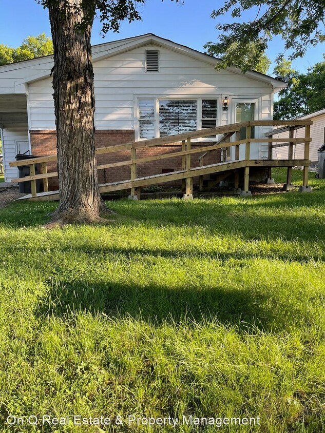 Primary Photo - 3 br, 1 bath House - 812 Howell