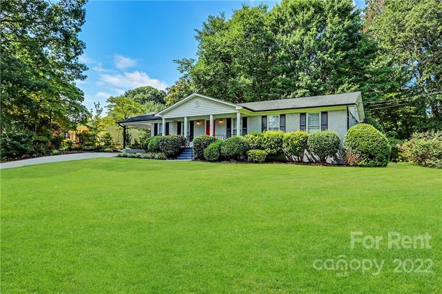 Foto del edificio - 2115 Helen Dr