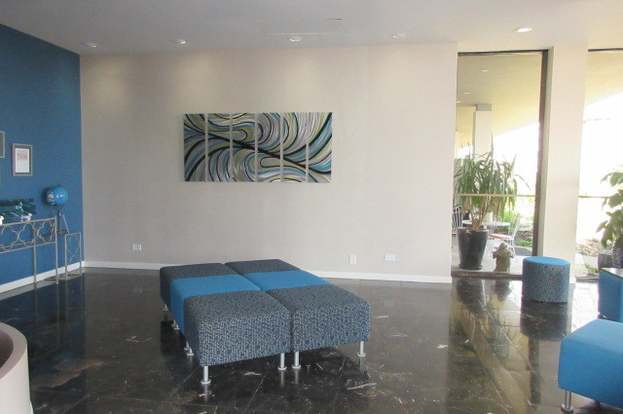 Building Photo - 7039 San Pedro Ave